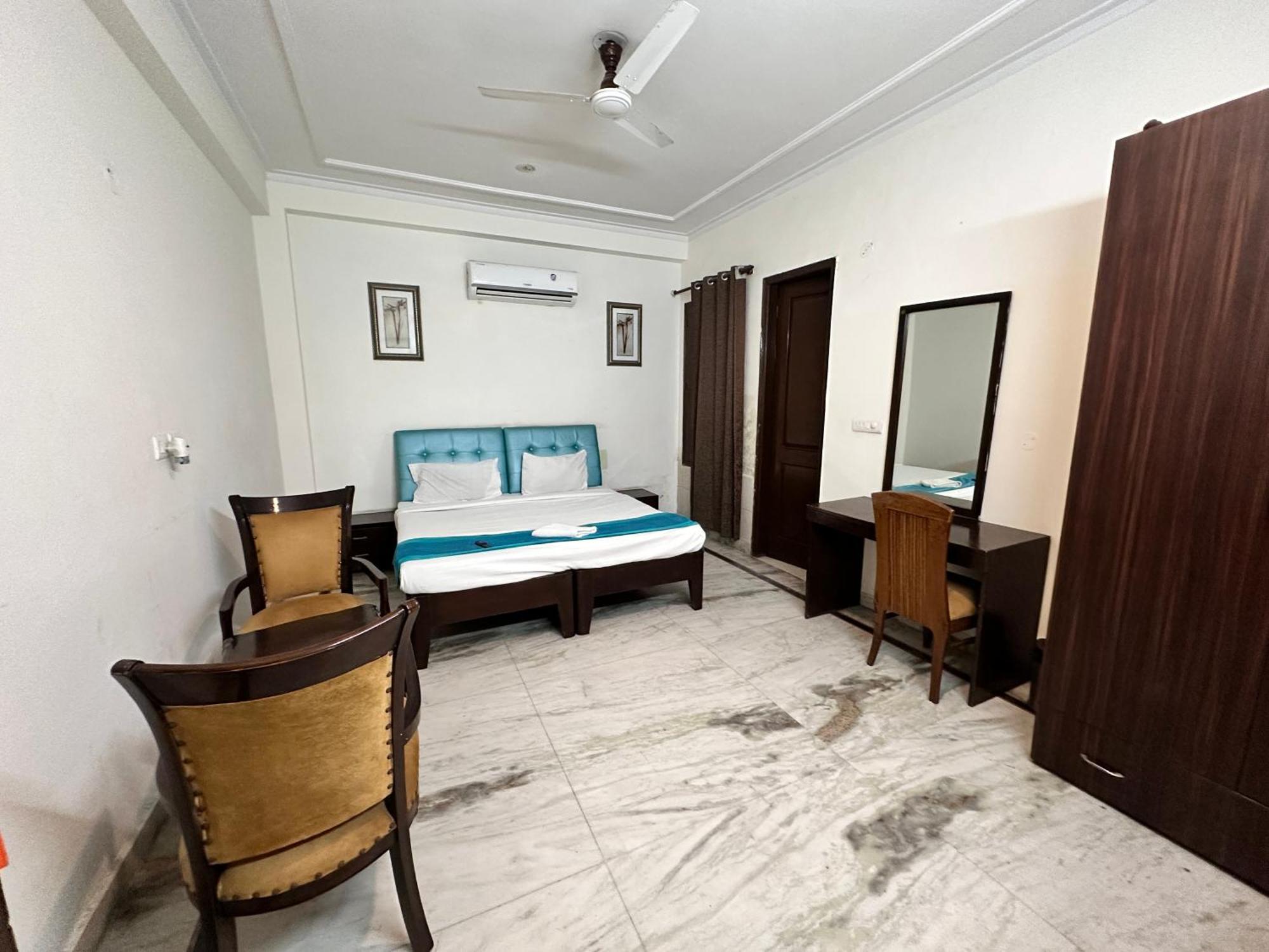 Hotel Nityaz Residency Noida Esterno foto